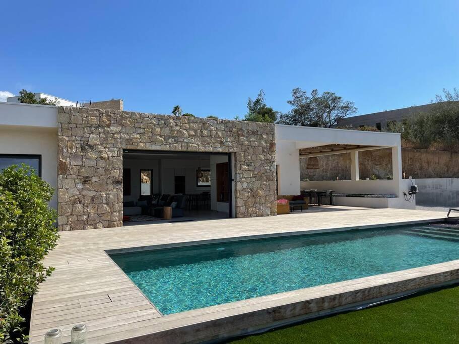 Villa Alandra Pietrosella Exterior photo